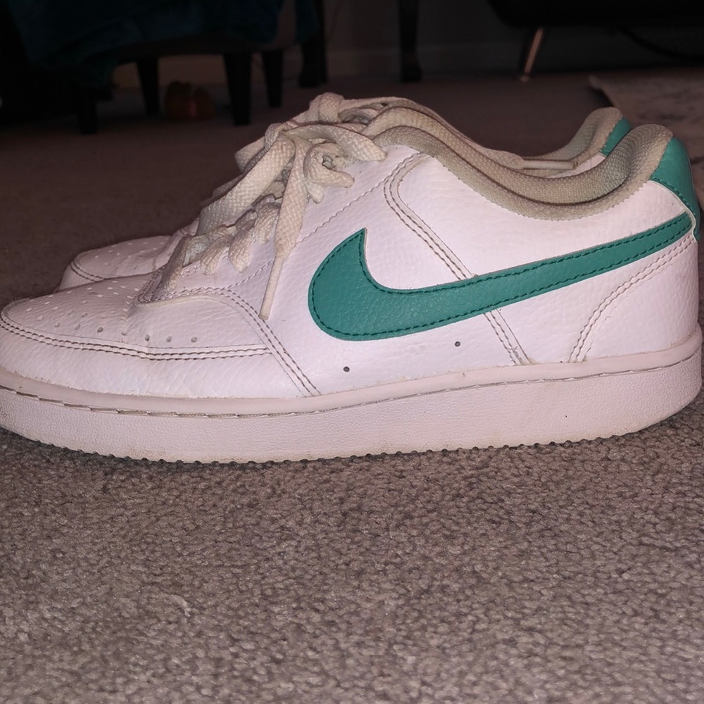 Nike air forces/teal,pink, white/ US 7